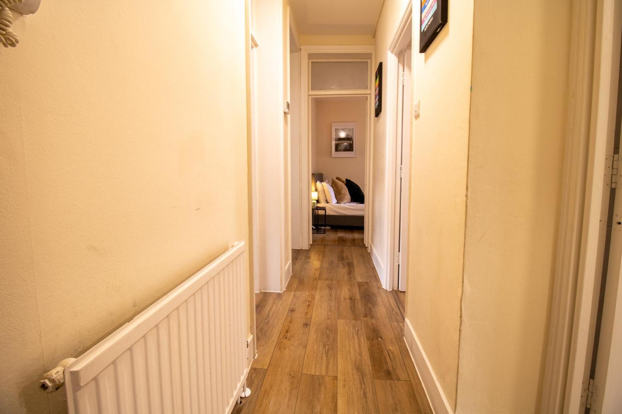 Cosy 2-Bedroom Apartment In Mayfair 8Cb - 4Th Floor No Elevator Londra Dış mekan fotoğraf