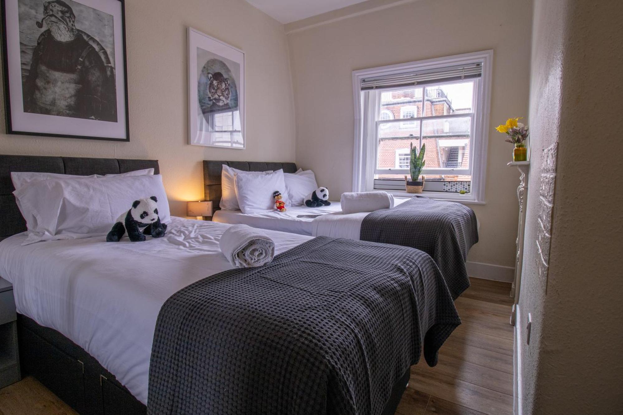 Cosy 2-Bedroom Apartment In Mayfair 8Cb - 4Th Floor No Elevator Londra Dış mekan fotoğraf