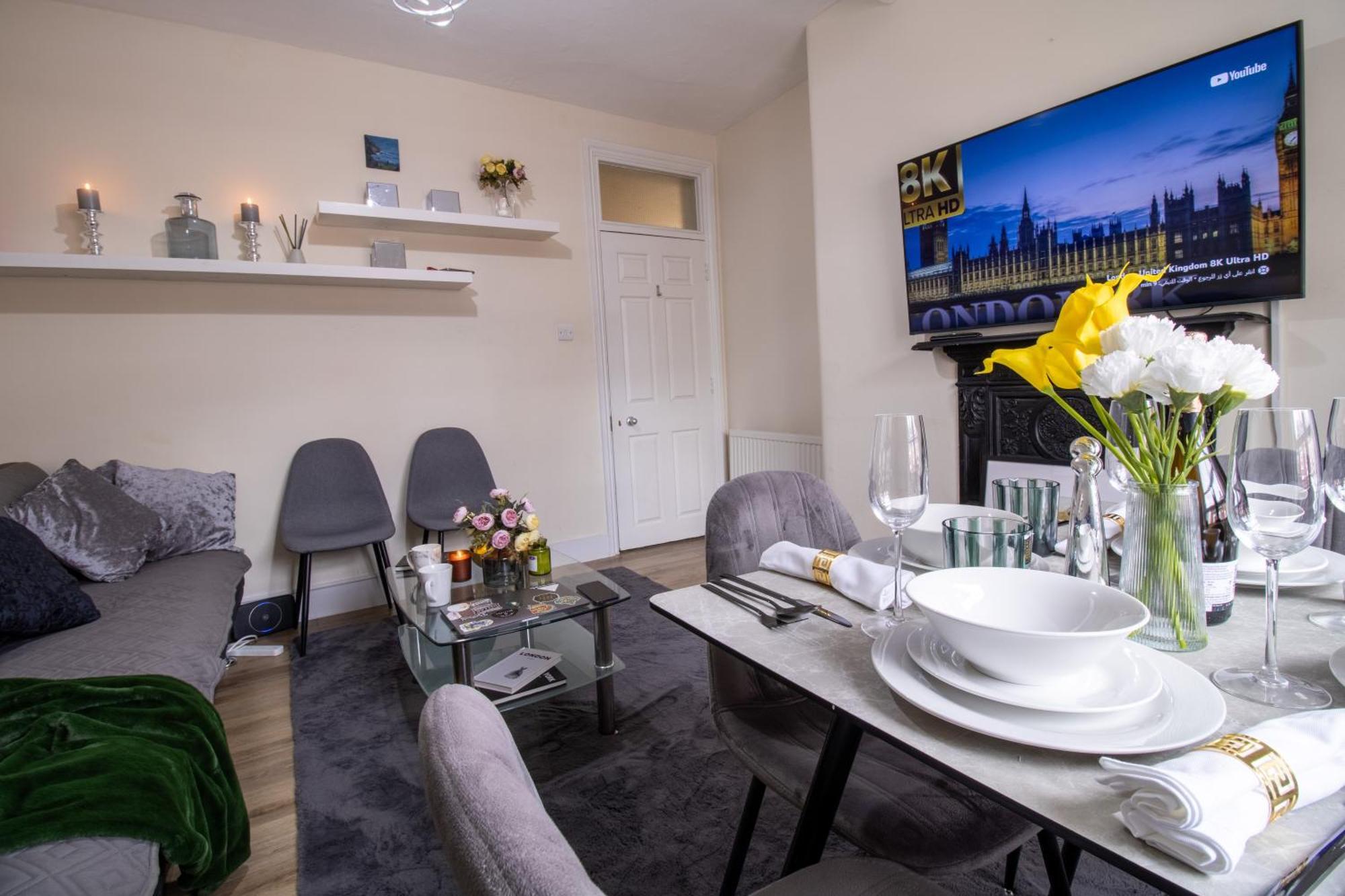 Cosy 2-Bedroom Apartment In Mayfair 8Cb - 4Th Floor No Elevator Londra Dış mekan fotoğraf