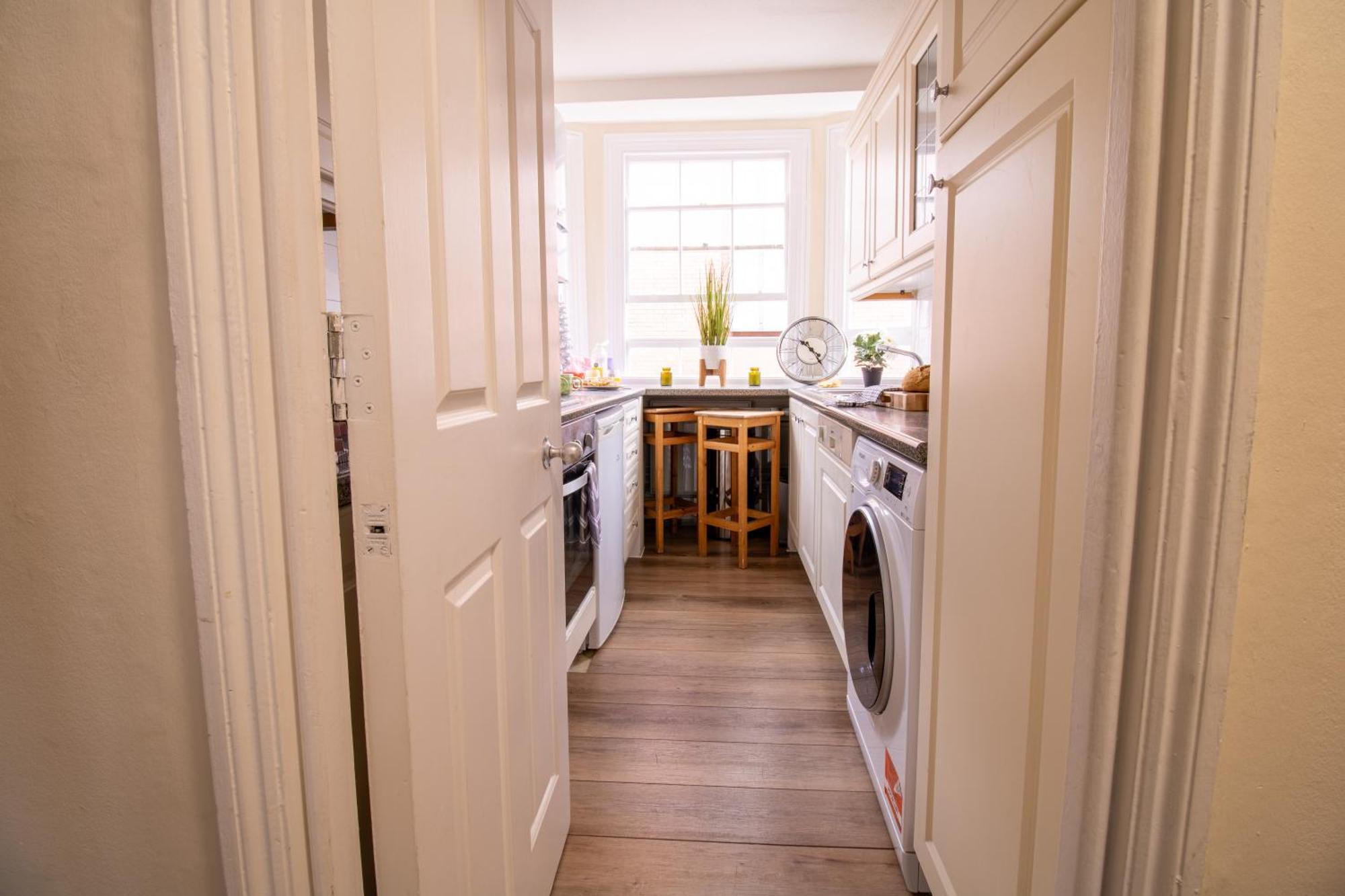 Cosy 2-Bedroom Apartment In Mayfair 8Cb - 4Th Floor No Elevator Londra Dış mekan fotoğraf