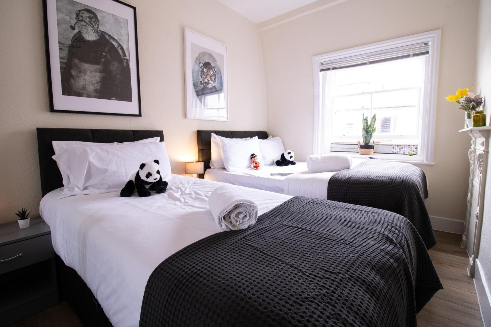 Cosy 2-Bedroom Apartment In Mayfair 8Cb - 4Th Floor No Elevator Londra Dış mekan fotoğraf